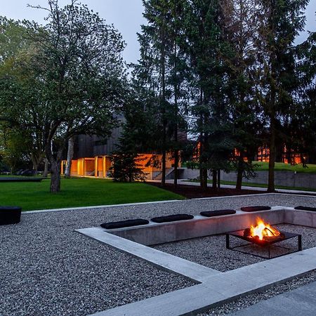 Vila Camppinus Park Jezierzany Exteriér fotografie
