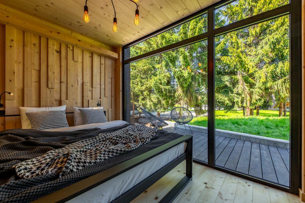 Vila Camppinus Park Jezierzany Exteriér fotografie